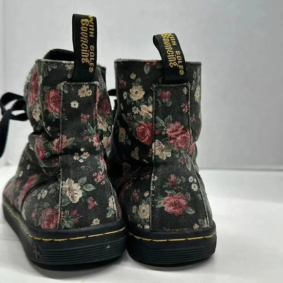 Dr Martens Hackney Combat Boots Canvas Lace Up Ankle Black Pink Rose Floral 6 - Picture 3 of 10